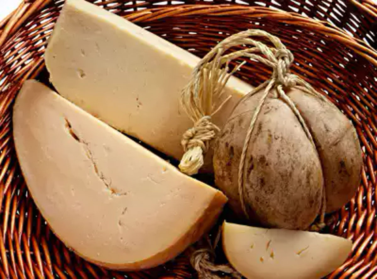 https://mozarella.com.ua/sites/default/files/content/article/article-preview-images/vid-mocareli-do-novikh-mozhlivostey-yak-rozshiriti-virobnictvo-siru-ta-zbilshiti-pributok-prevyu.jpg